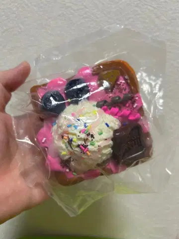 해외 스퀴즈 화려한 토스트