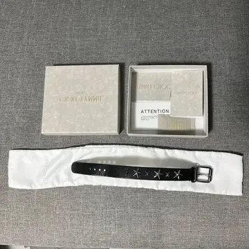 JIMMY CHOO 블랙 가죽 팔찌