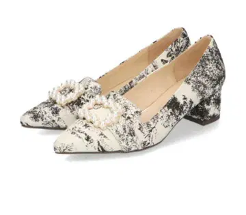 오리엔탈 트래픽 펄 모티브 펌프스 블랙/화이트