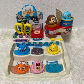 Disney 쿠루린 아이스크림샵