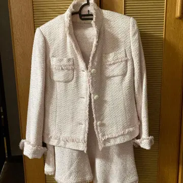 핑크 계열 트위드 자켓 & 숏팬츠 세트