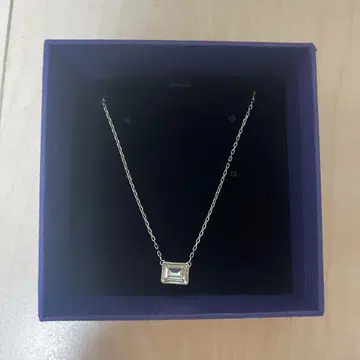 Swarovski 스퀘어컷 목걸이
