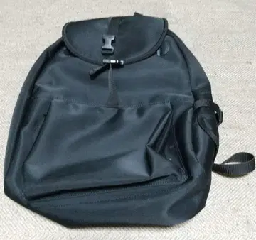 중고 사이조야의 블랙 백팩 대용량