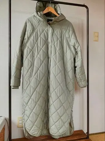 ZARA 퀼팅 롱 코트 L 사이즈