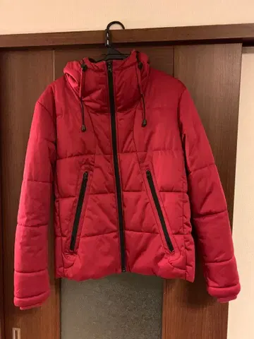 OUTDOOR PRODUCTS 후드 부착 빨간색 다운 자켓 M