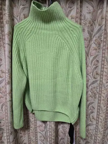 mal미카레미카레 터틀 니트 미사용 새상품