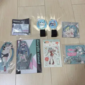 하츠네 미쿠 굿즈 8종 세트