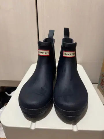 HUNTER 네이비 사이드 고어 숏부츠