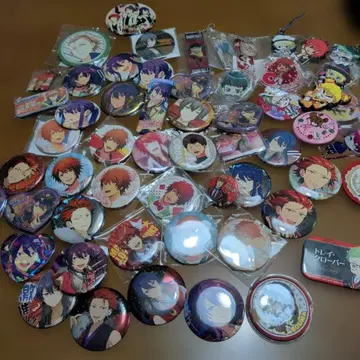 애니메이션 캔뱃지 외 묶음 판매