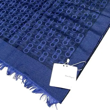 Salvatore Ferragamo 스톨