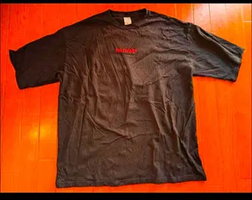 INUWASI 스즈메 생일 기념 T셔츠