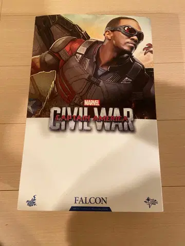 핫토이즈 팔콘 시빌 워