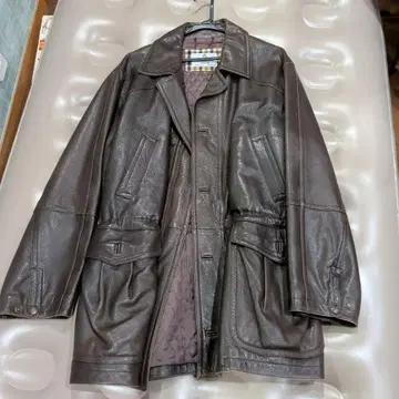 Aquascutum Club92 가죽 코트 사이즈 40