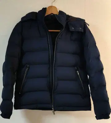 EDIFICE 후드 부착 다운 자켓 네이비