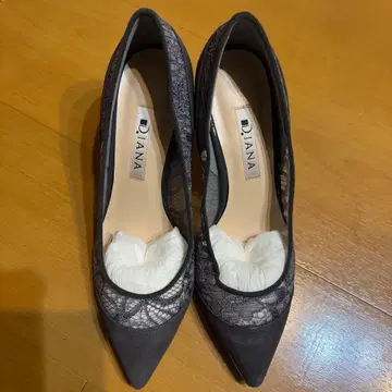 미사용 새상품 다이애나 그레이 레이스 하이힐 펌프스