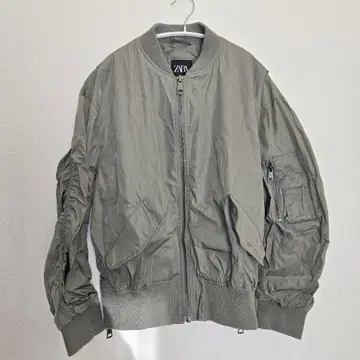 ZARA 카키 MA-1 플라이트 자켓