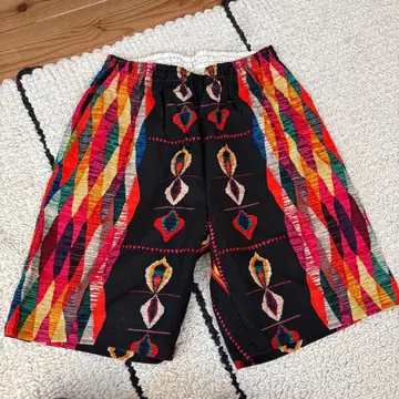 [ 미사용 새상품 ] 굉장한 패턴 - Bohemians 숏팬츠 사이즈 L