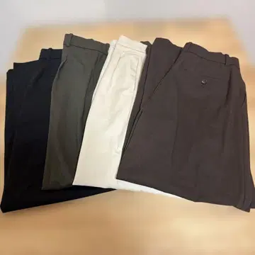 UNIQLO 턱 와이드 팬츠 M 사이즈 4개 세트