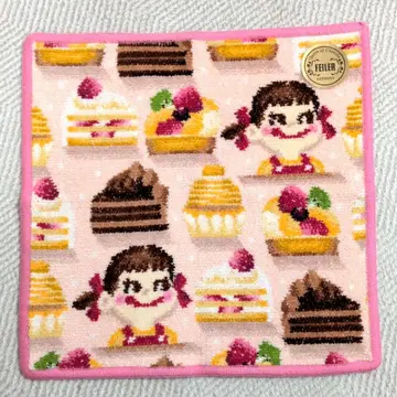 러브러리 바이 페이 페코 스마일 케이크 손수건 새상품
