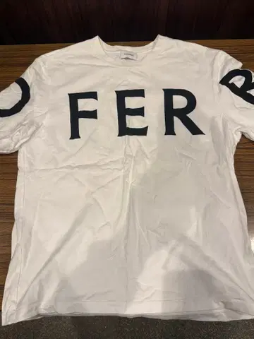 FERRAGAMO 화이트 T셔츠 로고