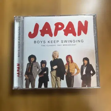 JAPAN BOYS KEEP SWINGING