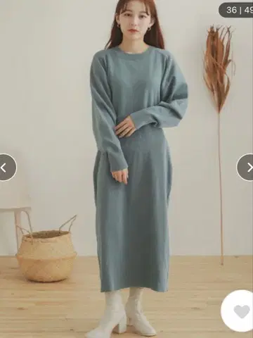 SENSE OF PLACE 허리 마크 니트 원피스