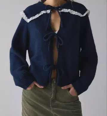 김치 블루 모드 오버사이즈 칼라 타이 프론트 가디건