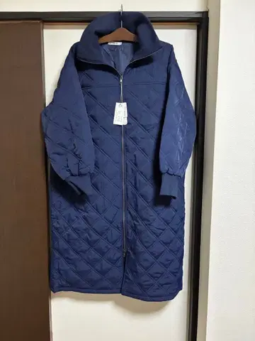 스콧 클럽 계열 TAIREEN 네이비 퀼팅 롱 코트 M