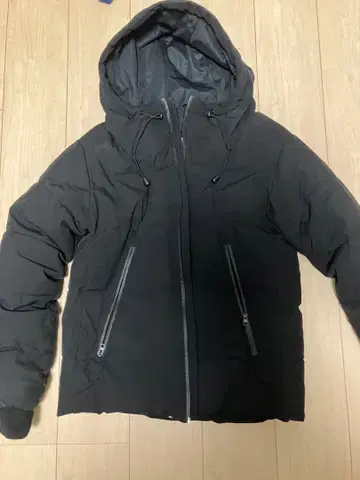 AZ by junhashimoto 블랙 다운 자켓