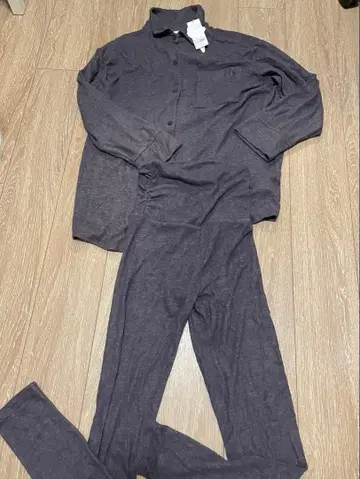 젤라또피케 스노우 셔츠 & 스노우 레깅스