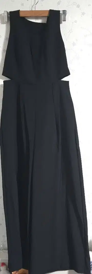 릴리안 캐럿 블랙 슬리브리스 와이드 팬츠 올인원 사이드 컷