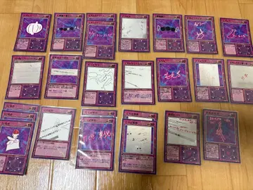 Creepy Nuts R-지정의 메모 카드