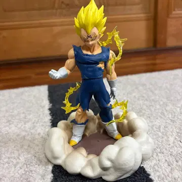 슈퍼 베지터 피규어 번개 이펙트 포함