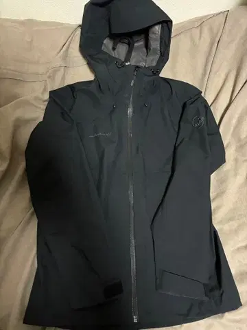 마무트 컴베이 투어 우비 마운틴 후드티