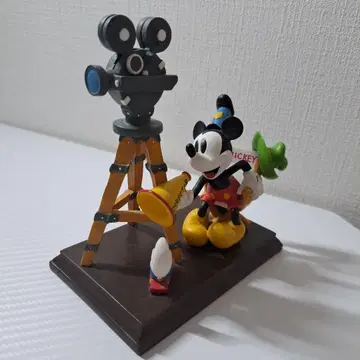 미키마우스 디렉터 피규어
