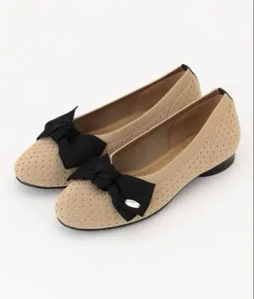 TOCCA 발레 슈즈 펌프스 플랫 리본 베이지 size 36