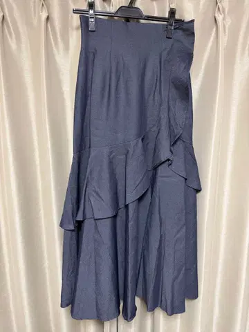 FENNEL 다크 블루 플레어 스커트