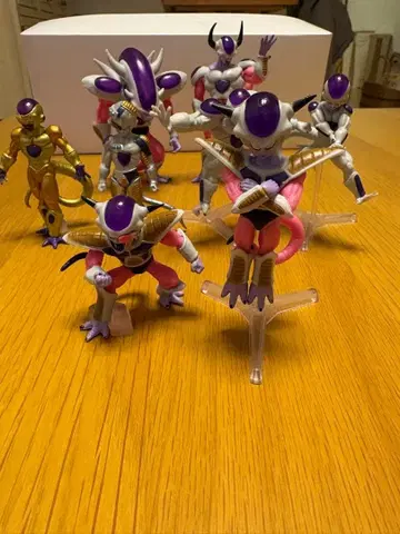 드래곤볼 프리저 피규어 8개 세트