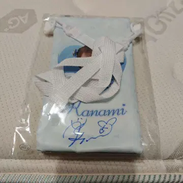 쿠미나가 쿠지 2025년 겨울 창문형 숄더 파우치 츠지노 카나미