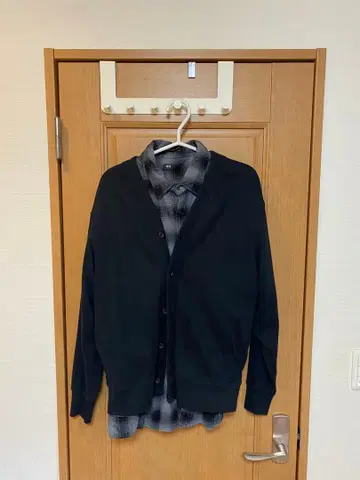 UNIQLO 가디건 & 체크 셔츠 세트