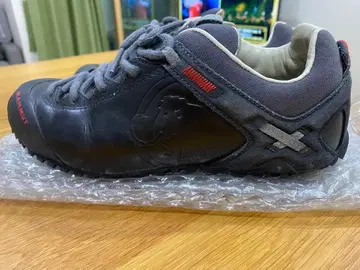 MAMMUT Needle Low LTH 스니커즈 블랙/그레이