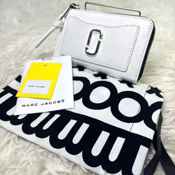 [컨디션 최상] 마크 제이콥스 프래그먼트 케이스 카드 코인 화이트