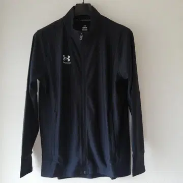 새상품, 택 포함 언더아머 트랙 자켓 블랙 LG