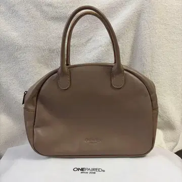 ONEPAIRED 베이지 가죽 핸드백
