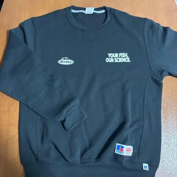 버클리 러셀 애슬레틱 맨투맨 블랙