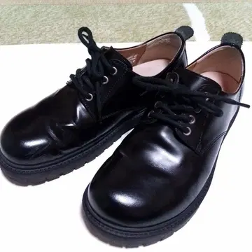 버켄스탁 Kleifar 가죽 신발 40