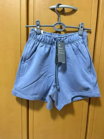 맨투맨 숏팬츠 / New Balance