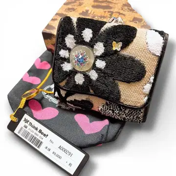 Think Bee! 꽃무늬 3단 폴더형 지갑 정품 새상품