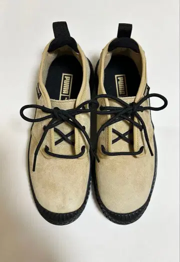 푸마 우먼 유틸리티 스웨이드 3홀 스니커즈