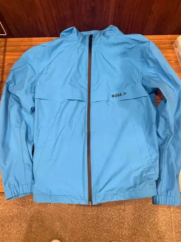 BOSS 라이트 블루 나일론 자켓